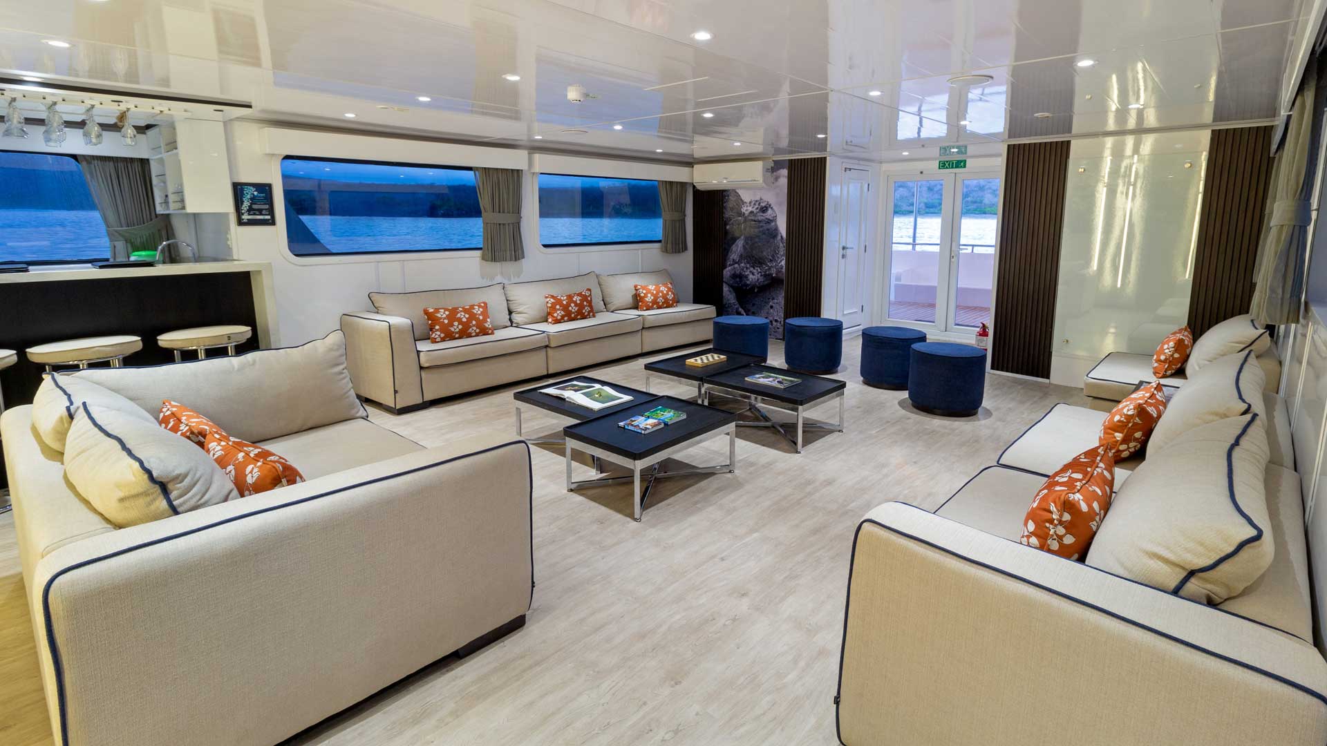 Facilities Slide Galaxy Yacht - Galagents